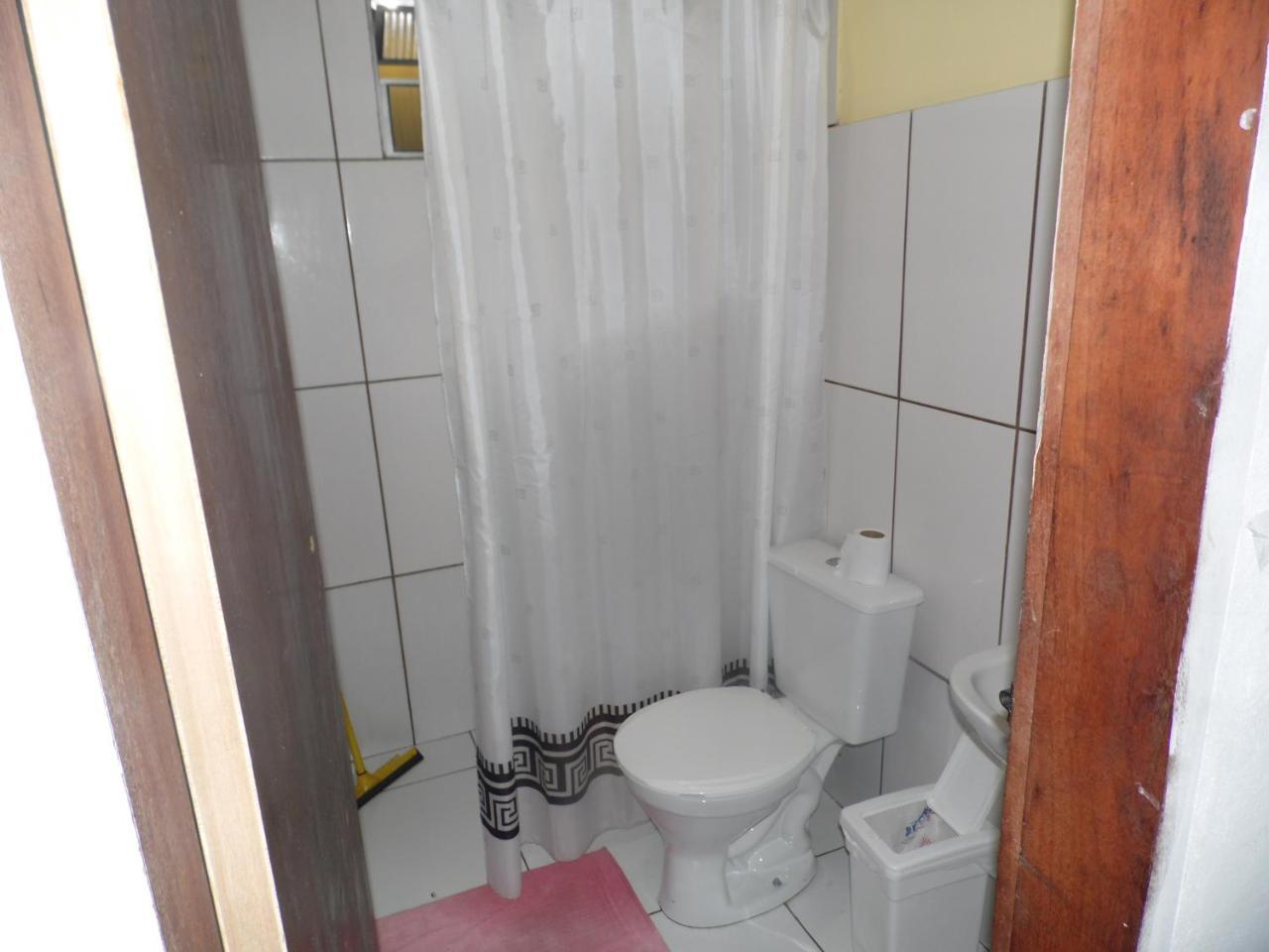 Livina Hostel Параті Екстер'єр фото