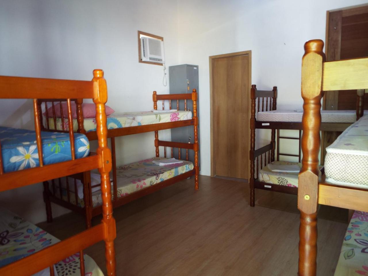 Livina Hostel Параті Екстер'єр фото
